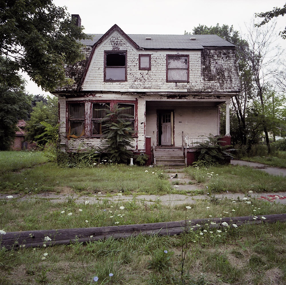 100 Detroit Abandoned Houses © Kevin Bauman