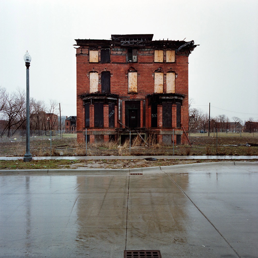 100 Detroit Abandoned Houses © Kevin Bauman