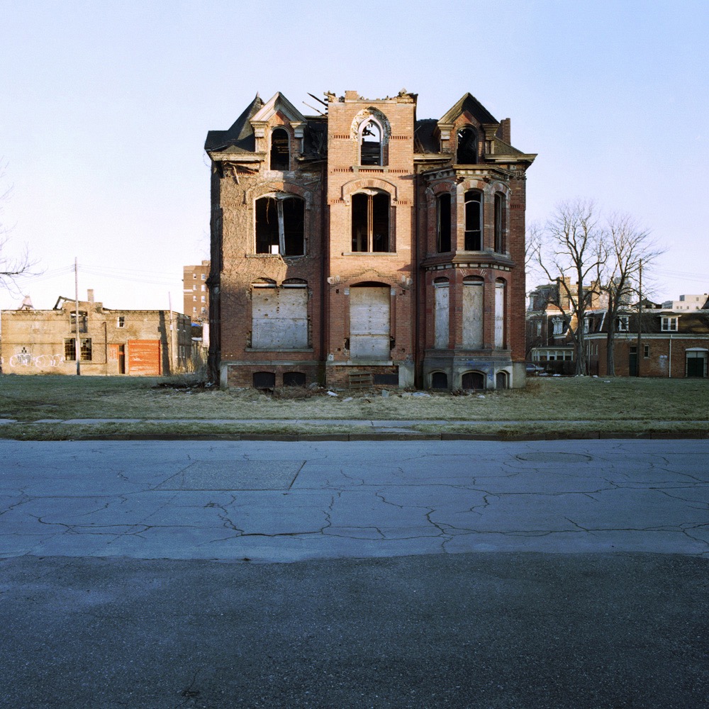 100 Detroit Abandoned Houses © Kevin Bauman