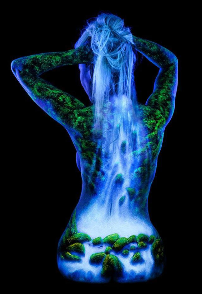 © John Poppleton