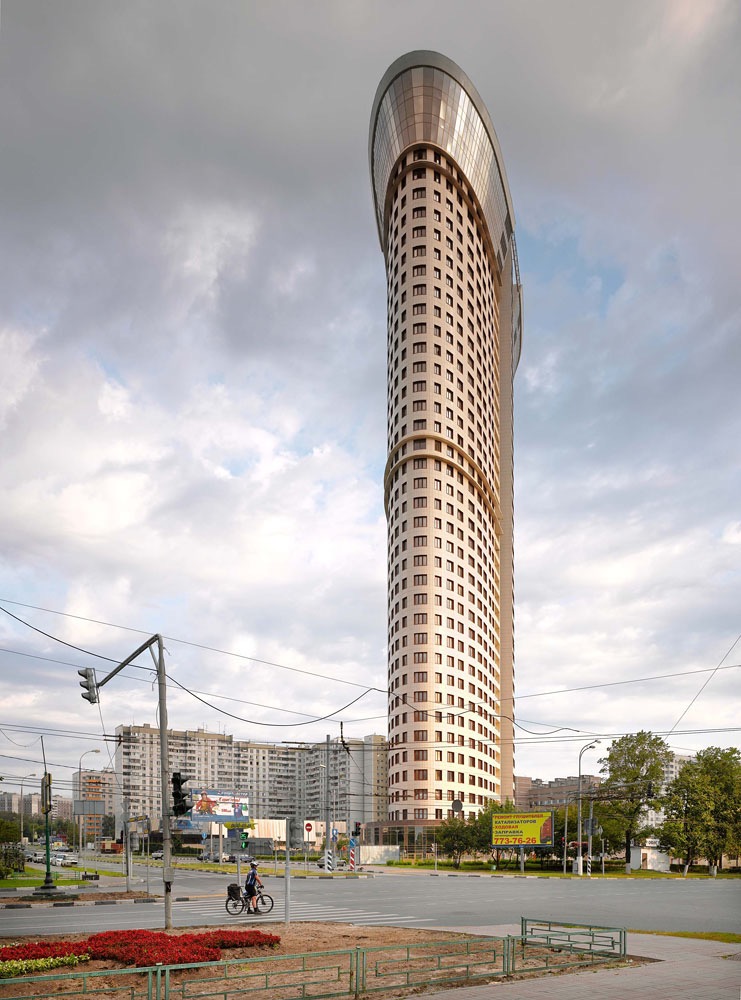 Imperial Pomp - Post Soviet High-Rise © Frank Herfort