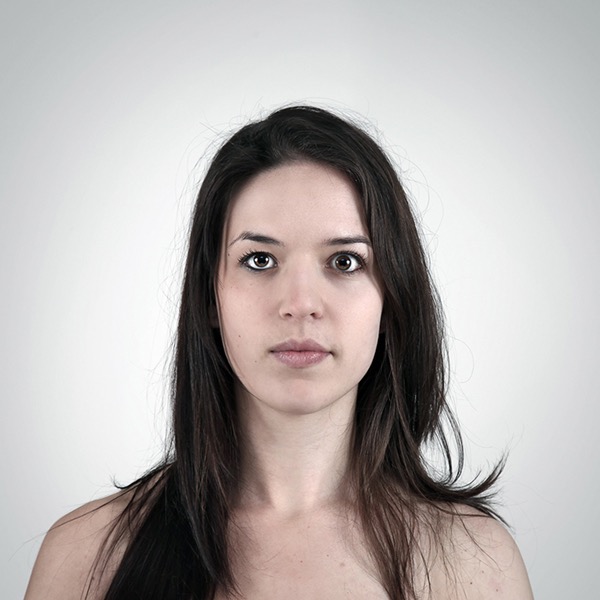 Sisters: Catherine, 23 & Véronique, 29