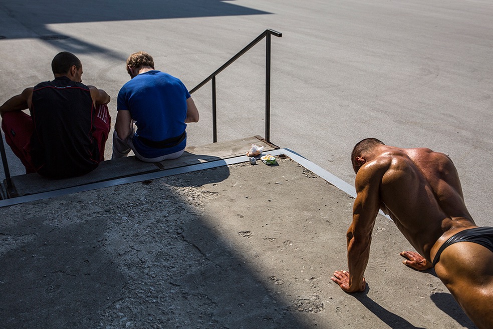 Behind the Stage © Denis Buchel