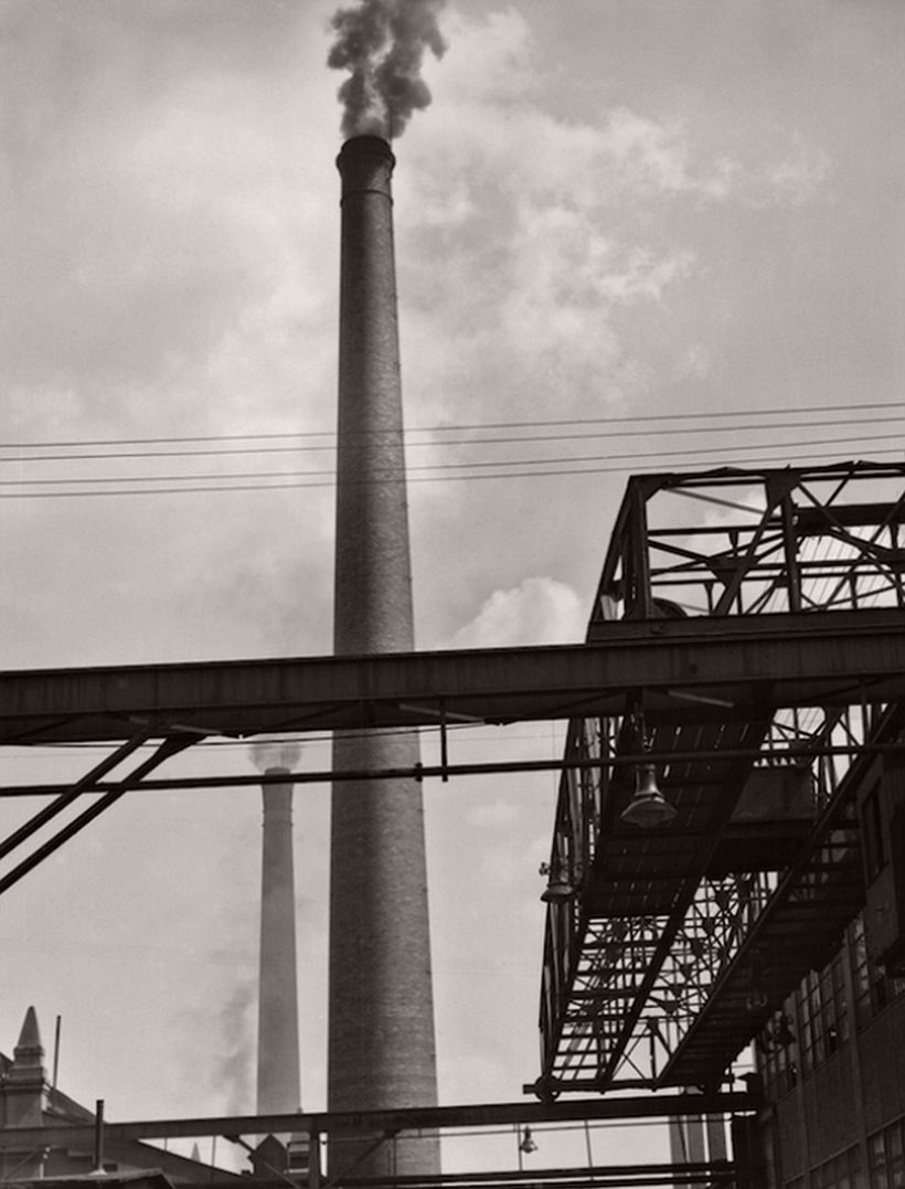 Long crane, tall chimeny, M.A.N. Works, Nürnberg, 1928