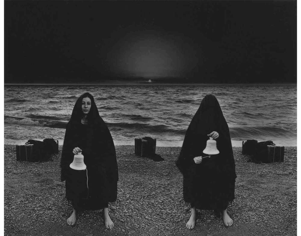 © Misha Gordin: Crowd and Shadows of the Dream